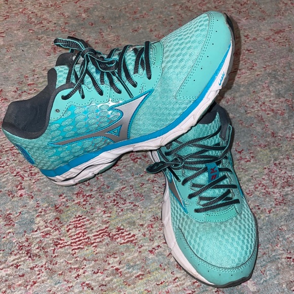 Women’s Mizuno Wave Inspire 11 - Size 9 - Picture 1 of 8